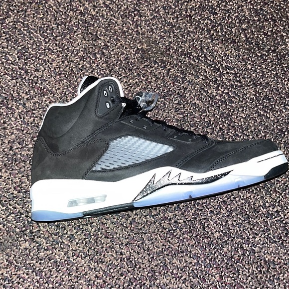 Air Jordan 5 Retro size 10 - Picture 2 of 8